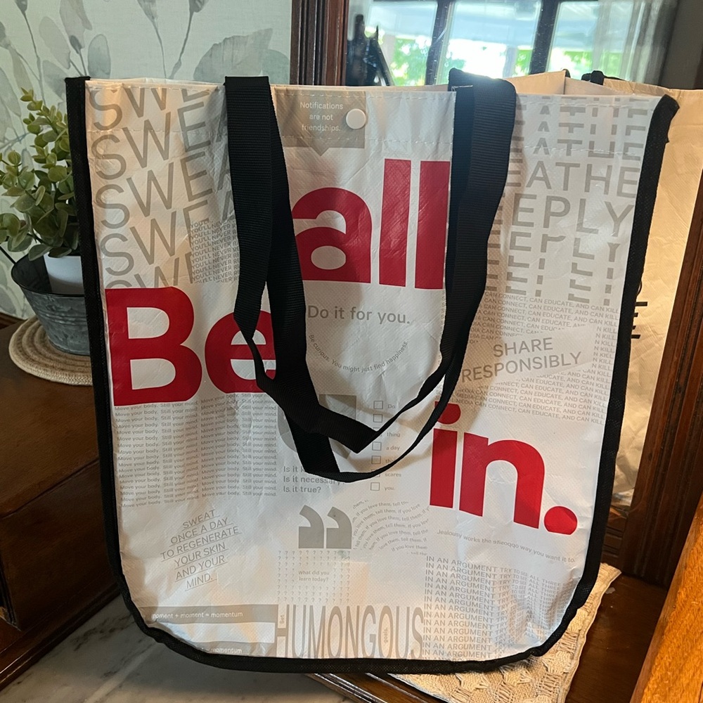 LULULEMON Classic Plastic Reusable Shopping Bag Tote with Handles & Button Close